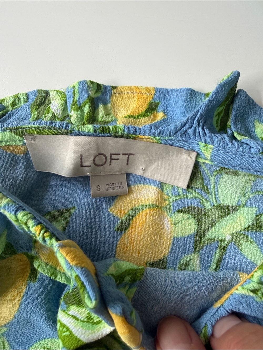 Blue Lemon-Print Ruffle Cami Tank Top - Picture 2 of 3